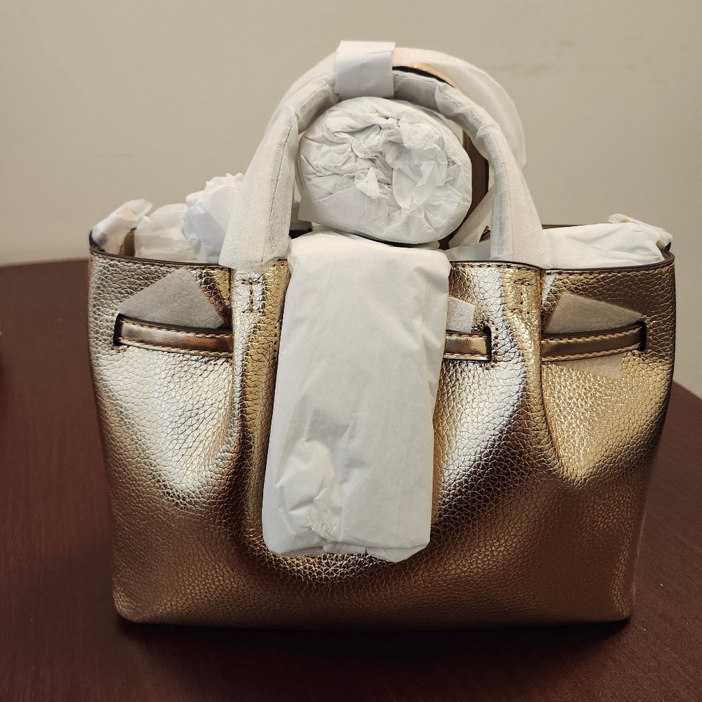 NWT Michael Kors Gold Carson Medium Metallic Pebbled Leather Satchel - Picture 4 of 7
